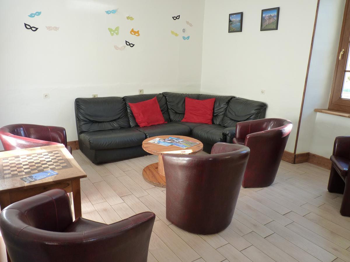 בארג'ס Gite L'Oasis מראה חיצוני תמונה